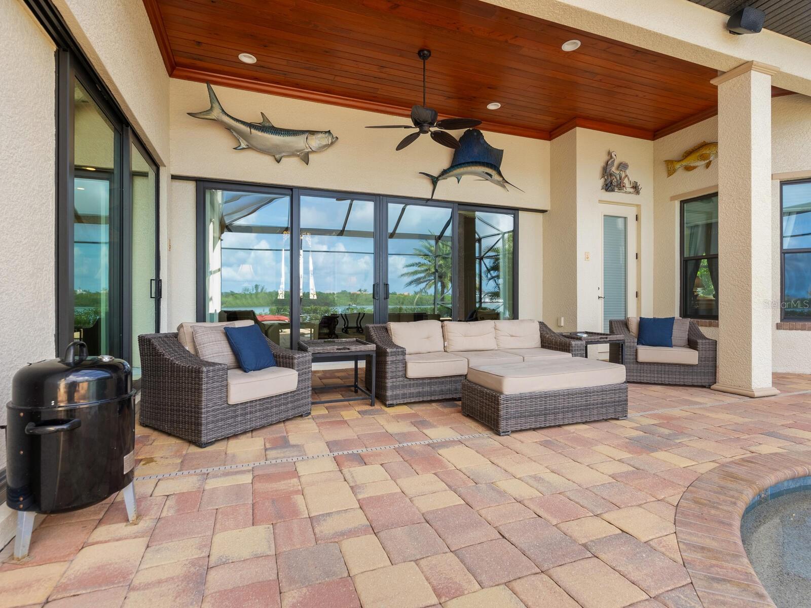 BLACKBURN RIDGE - Residential