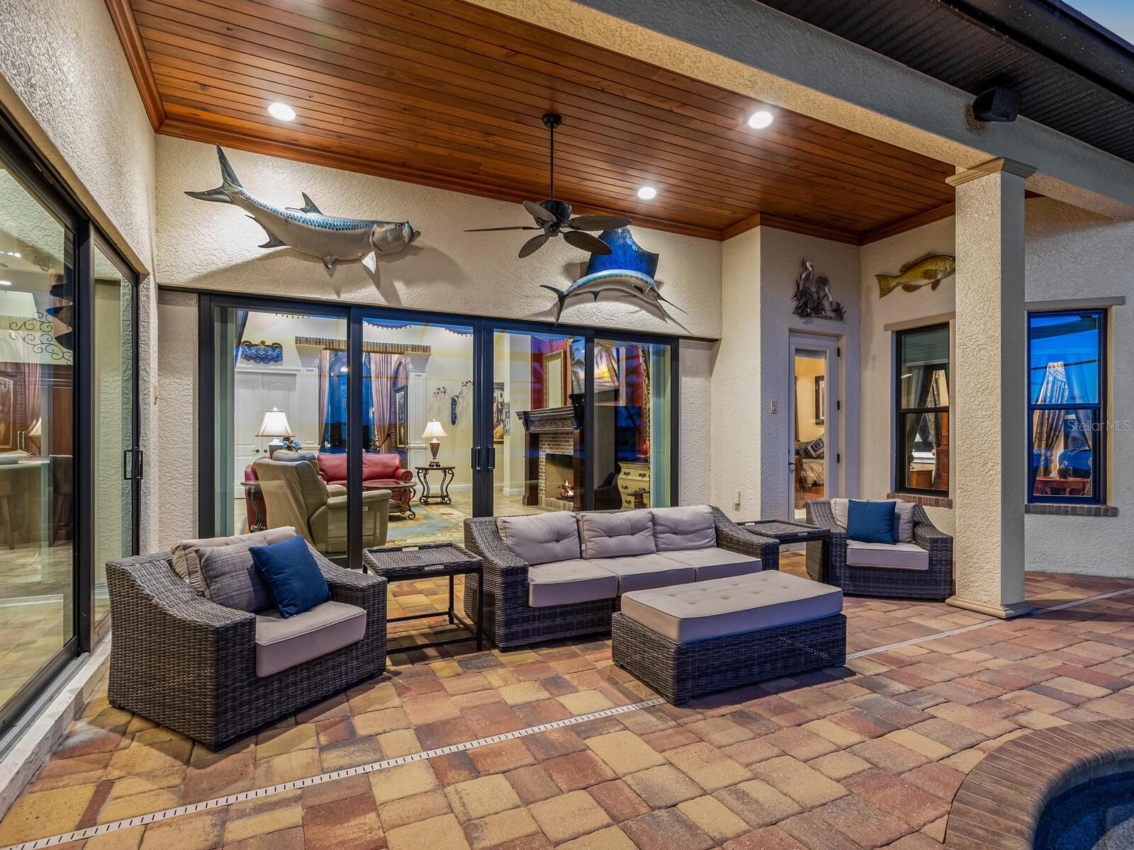 BLACKBURN RIDGE - Residential