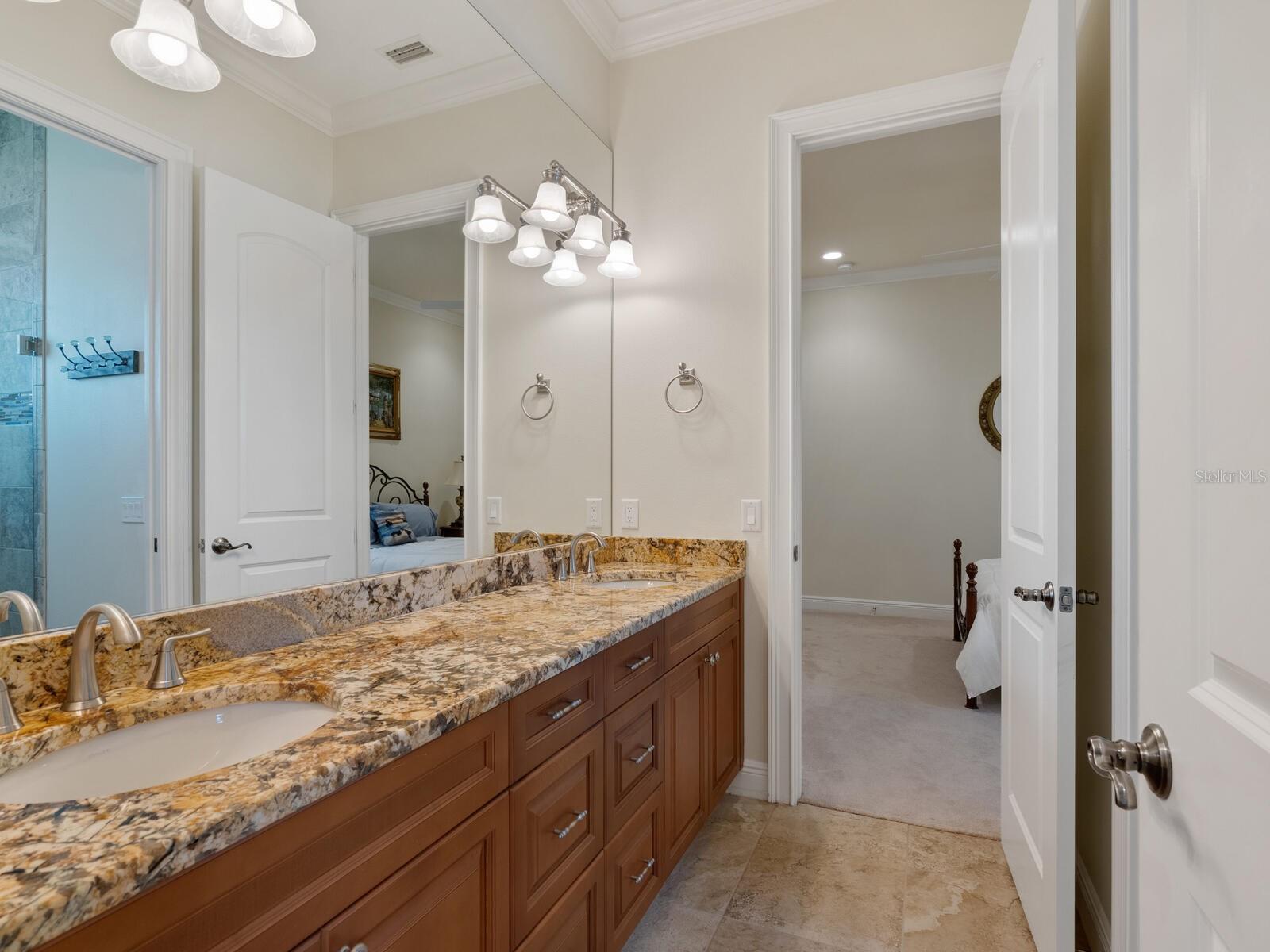 BLACKBURN RIDGE - Residential