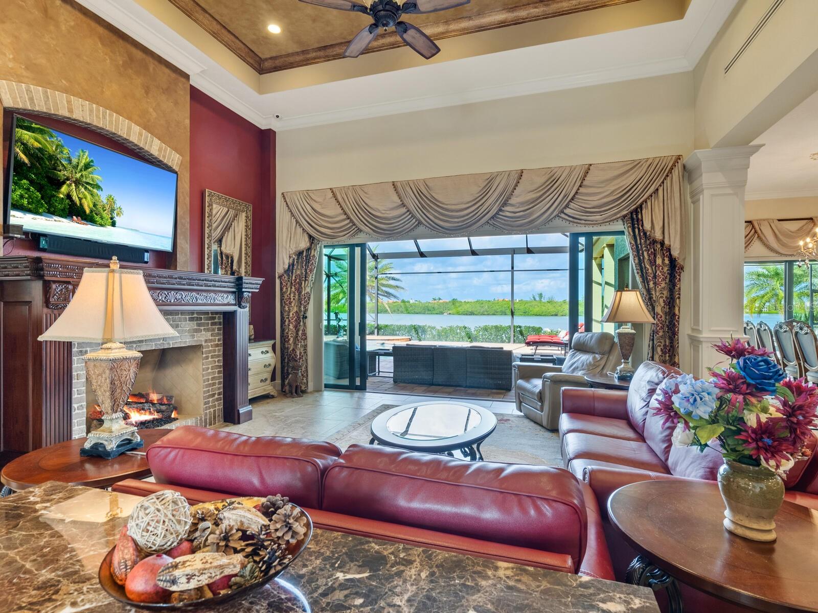 BLACKBURN RIDGE - Residential