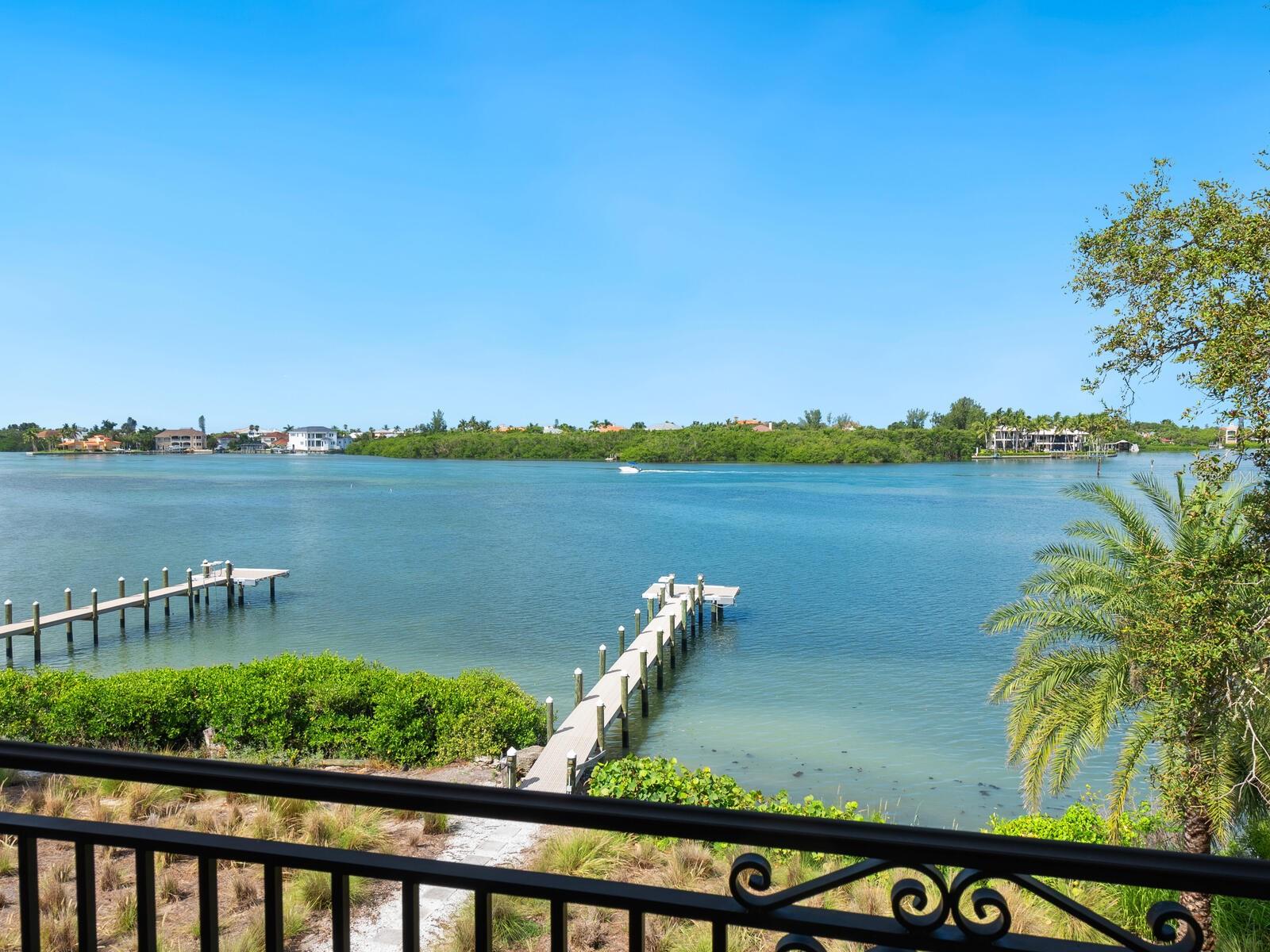 BLACKBURN RIDGE - Residential