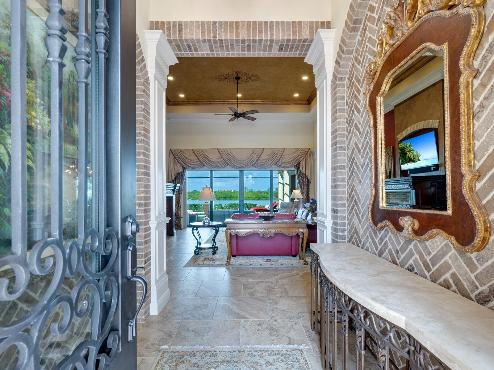 BLACKBURN RIDGE - Residential