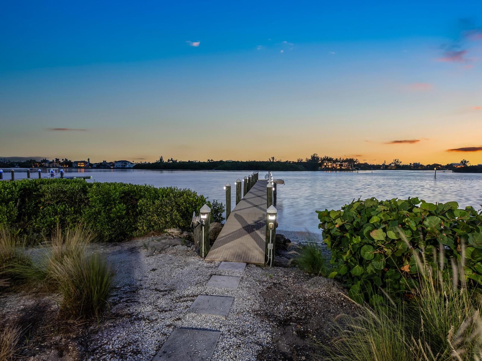 BLACKBURN RIDGE - Residential