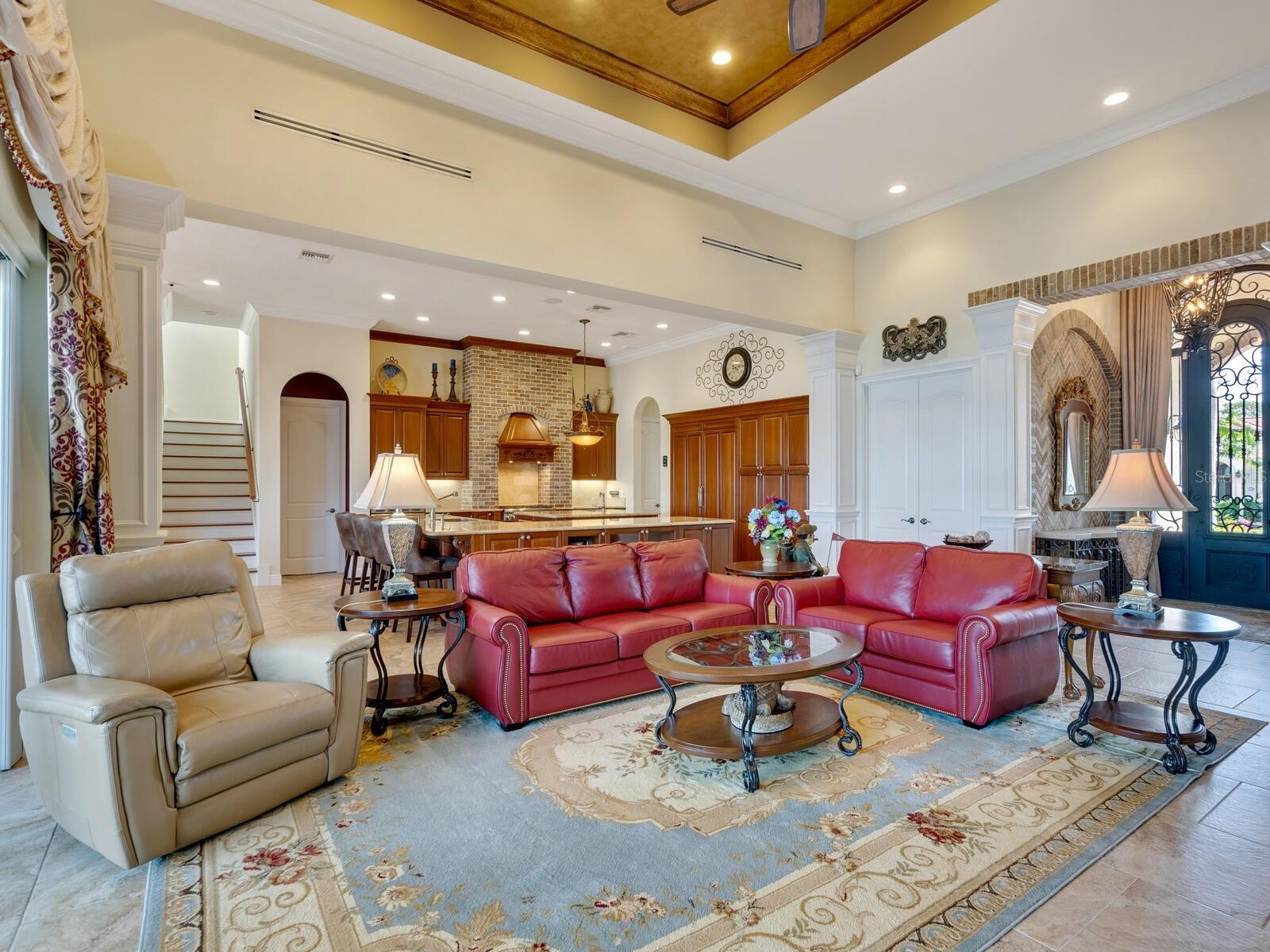 BLACKBURN RIDGE - Residential