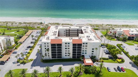 A home in LONGBOAT KEY