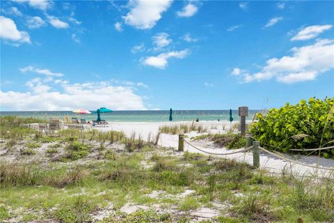 A home in LONGBOAT KEY