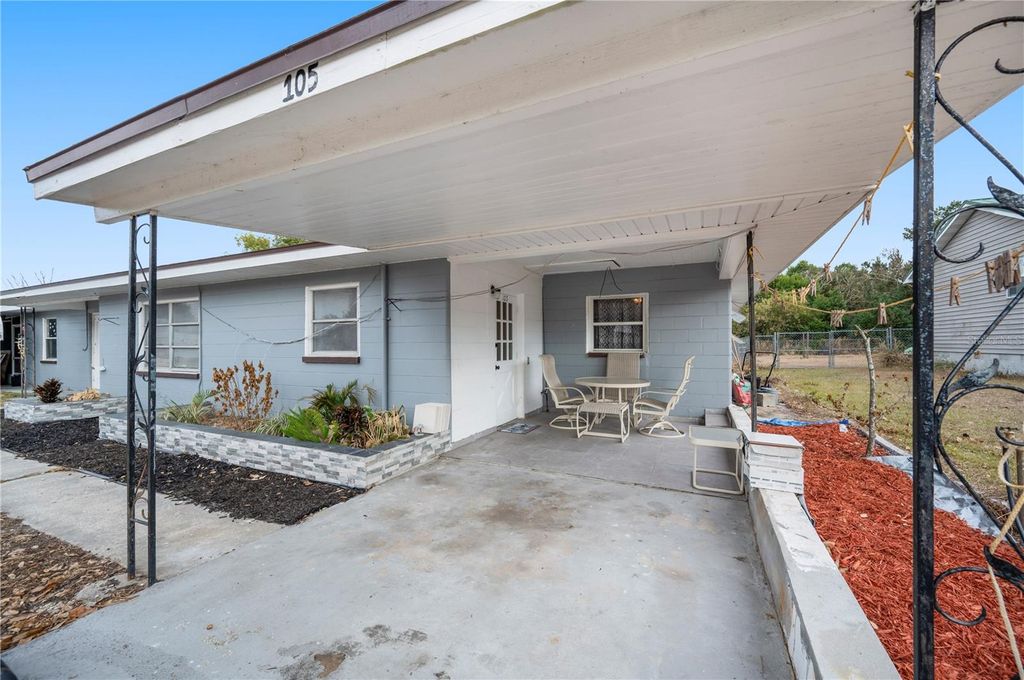 Photo of 105 Hill Circle, Lake Wales, FL 33859 (MLS # P4937844)