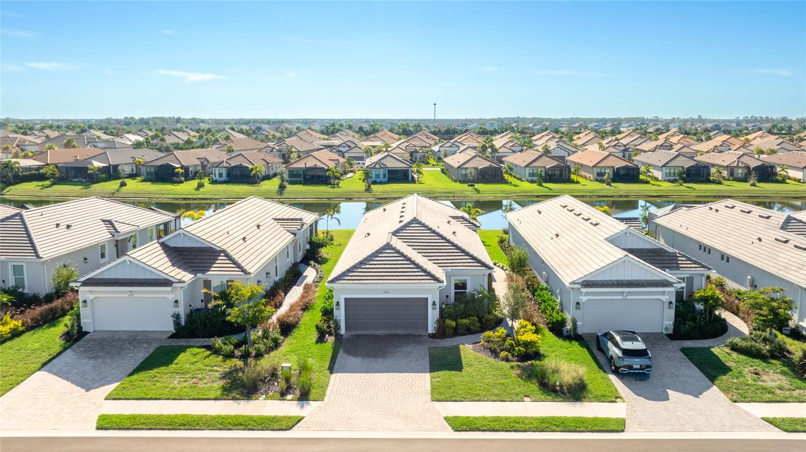 16142 SAN DONATO PLACE