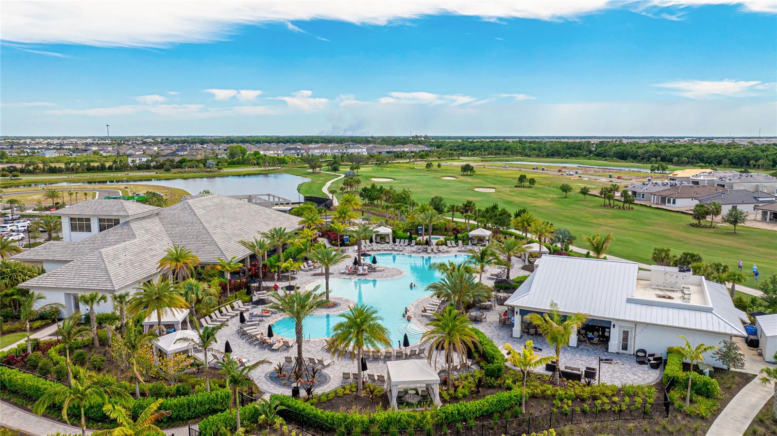 AZARIO ESPLANADE PH VII - Residential