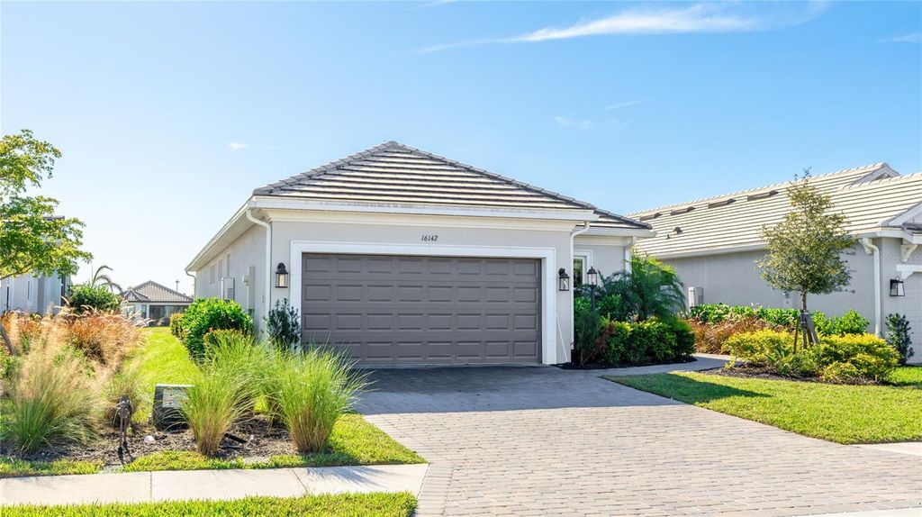 Photo of 16142 San Donato Place, Bradenton, FL 34211 (MLS # A4677710)