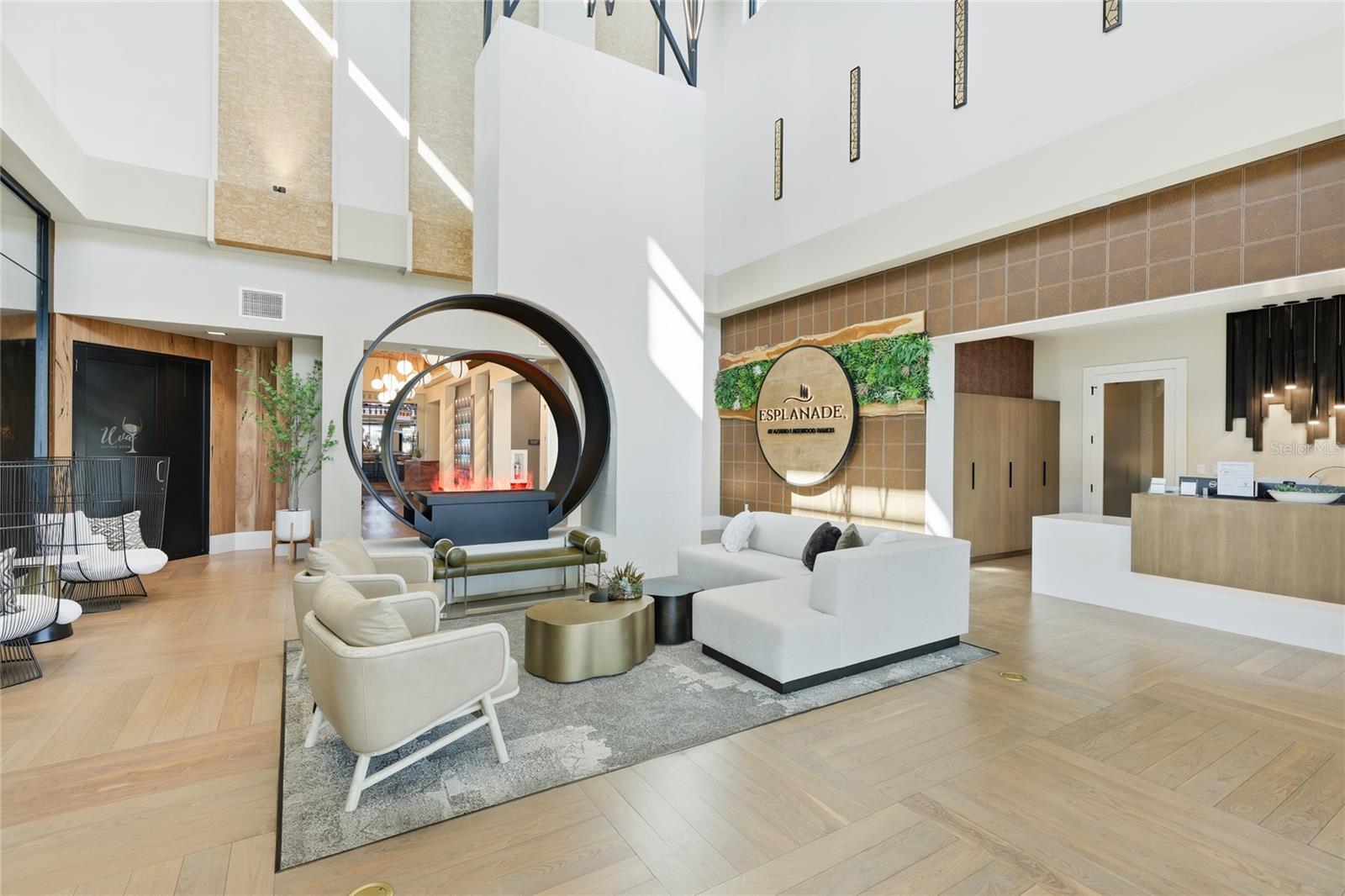 AZARIO ESPLANADE PH VII - Residential