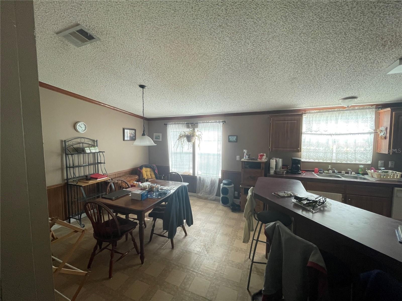 3561 NE 59TH TERRACE