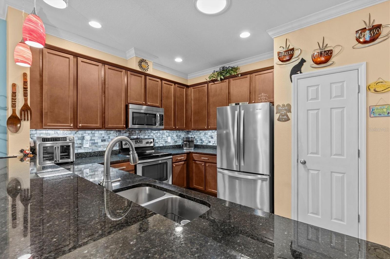 2240 PARROT FISH DRIVE
