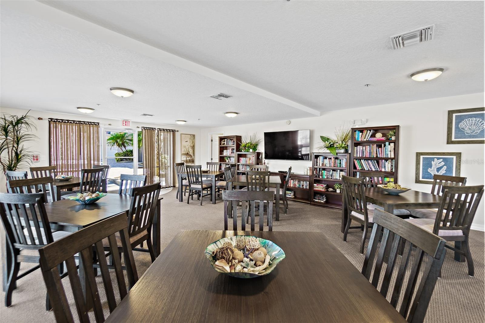 MAJESTIC SEAS CONDO - Residential