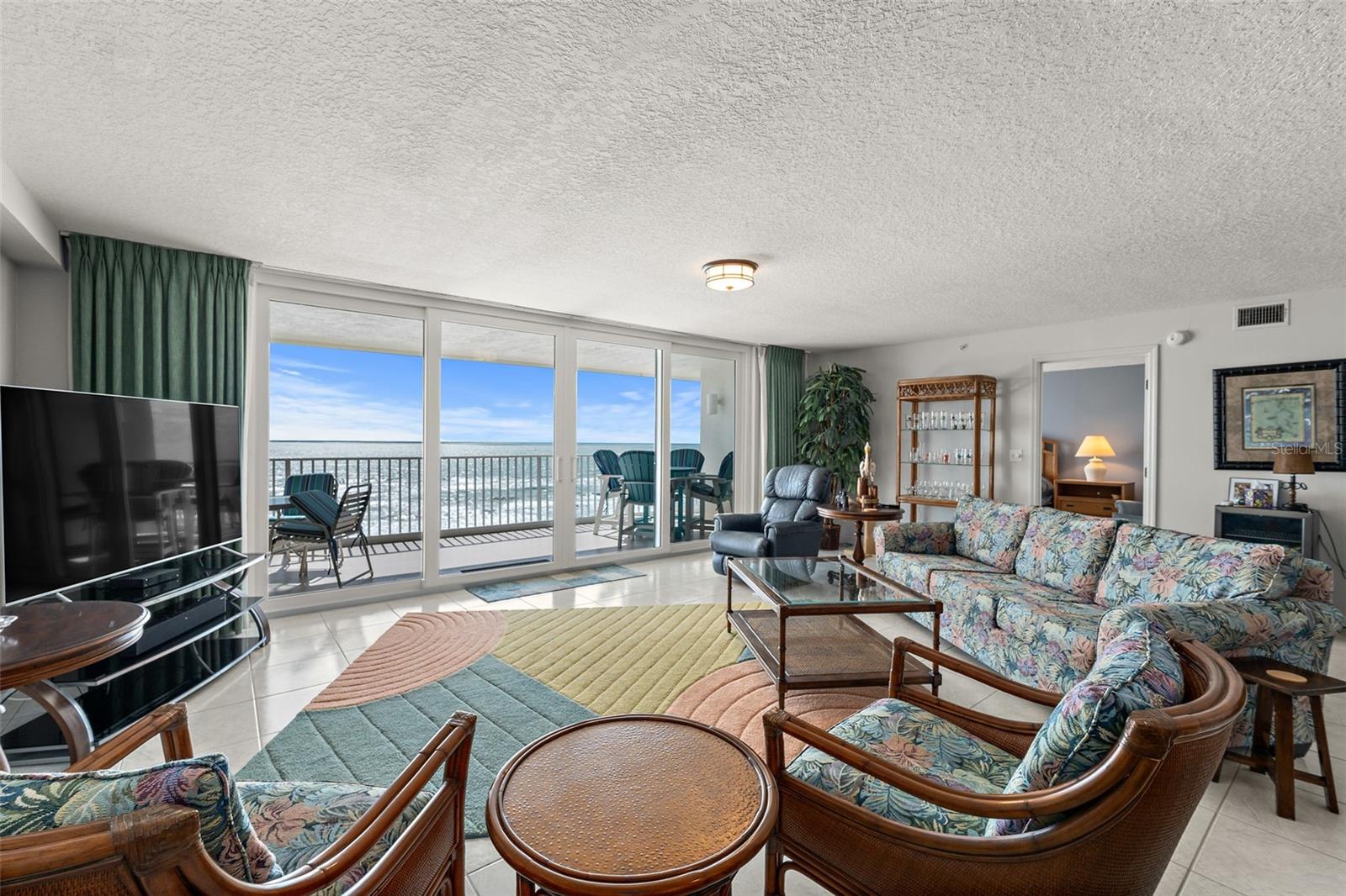 MAJESTIC SEAS CONDO - Residential