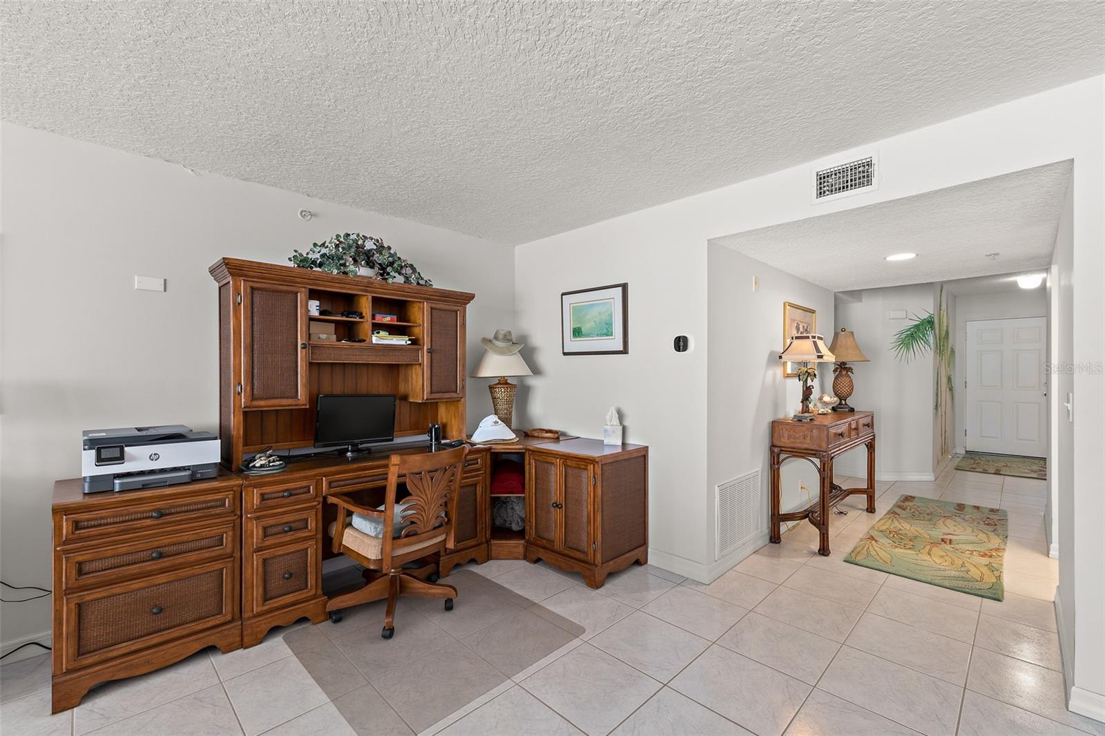 MAJESTIC SEAS CONDO - Residential