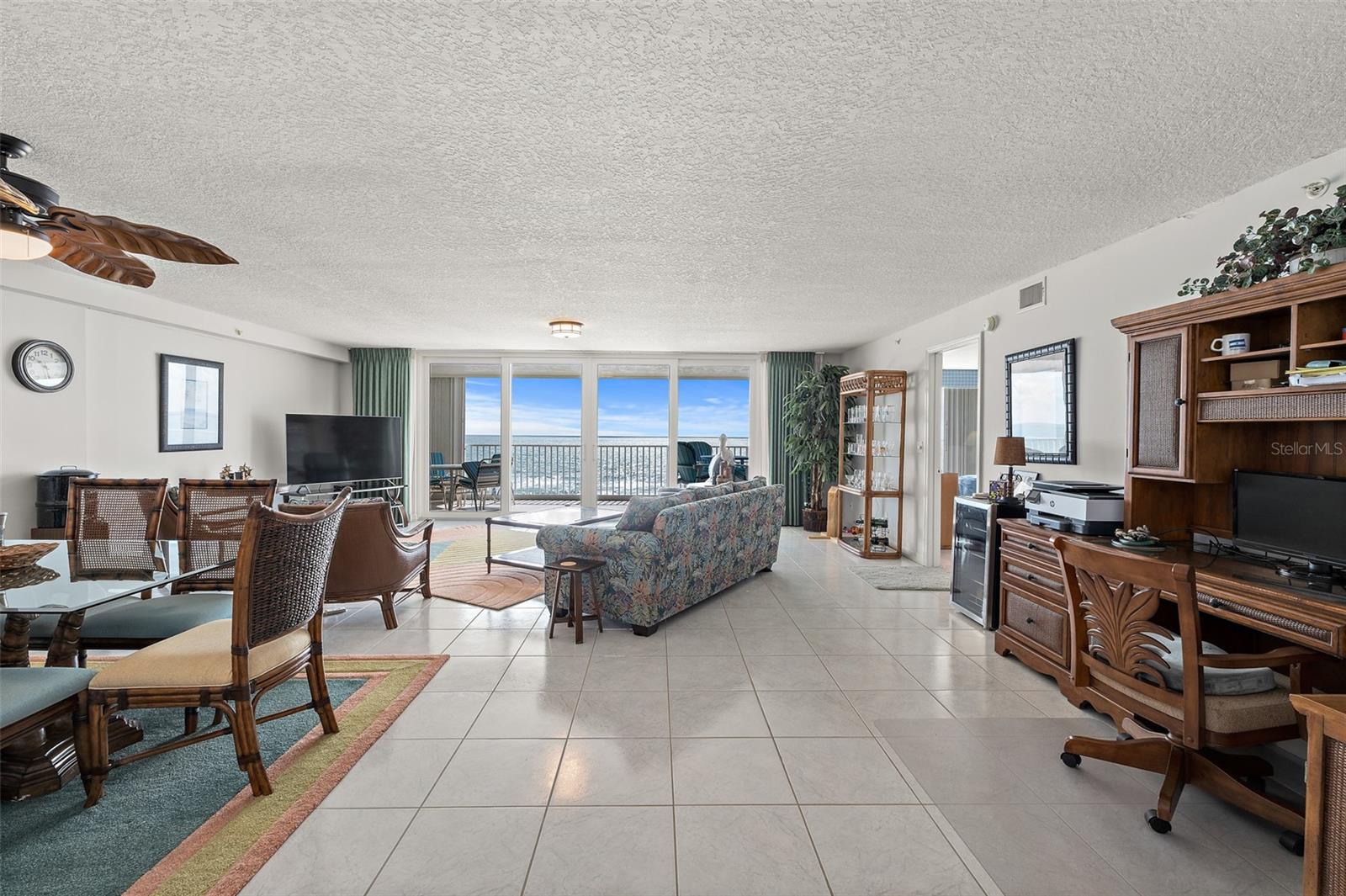 MAJESTIC SEAS CONDO - Residential