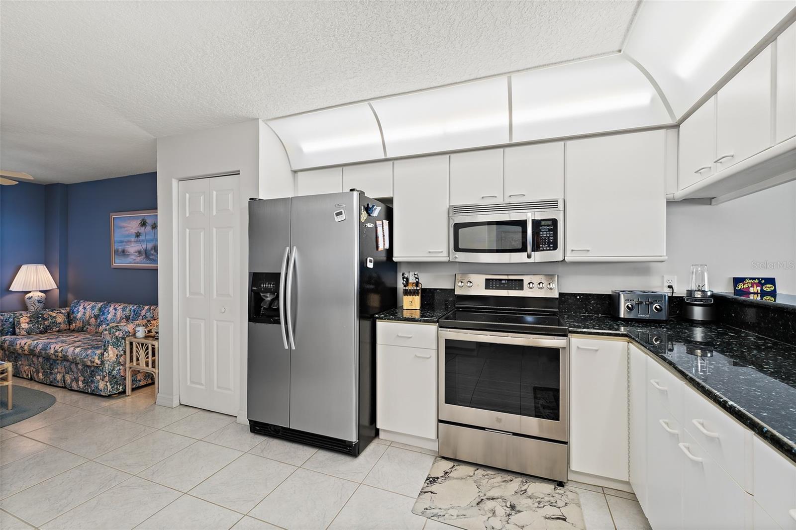 MAJESTIC SEAS CONDO - Residential