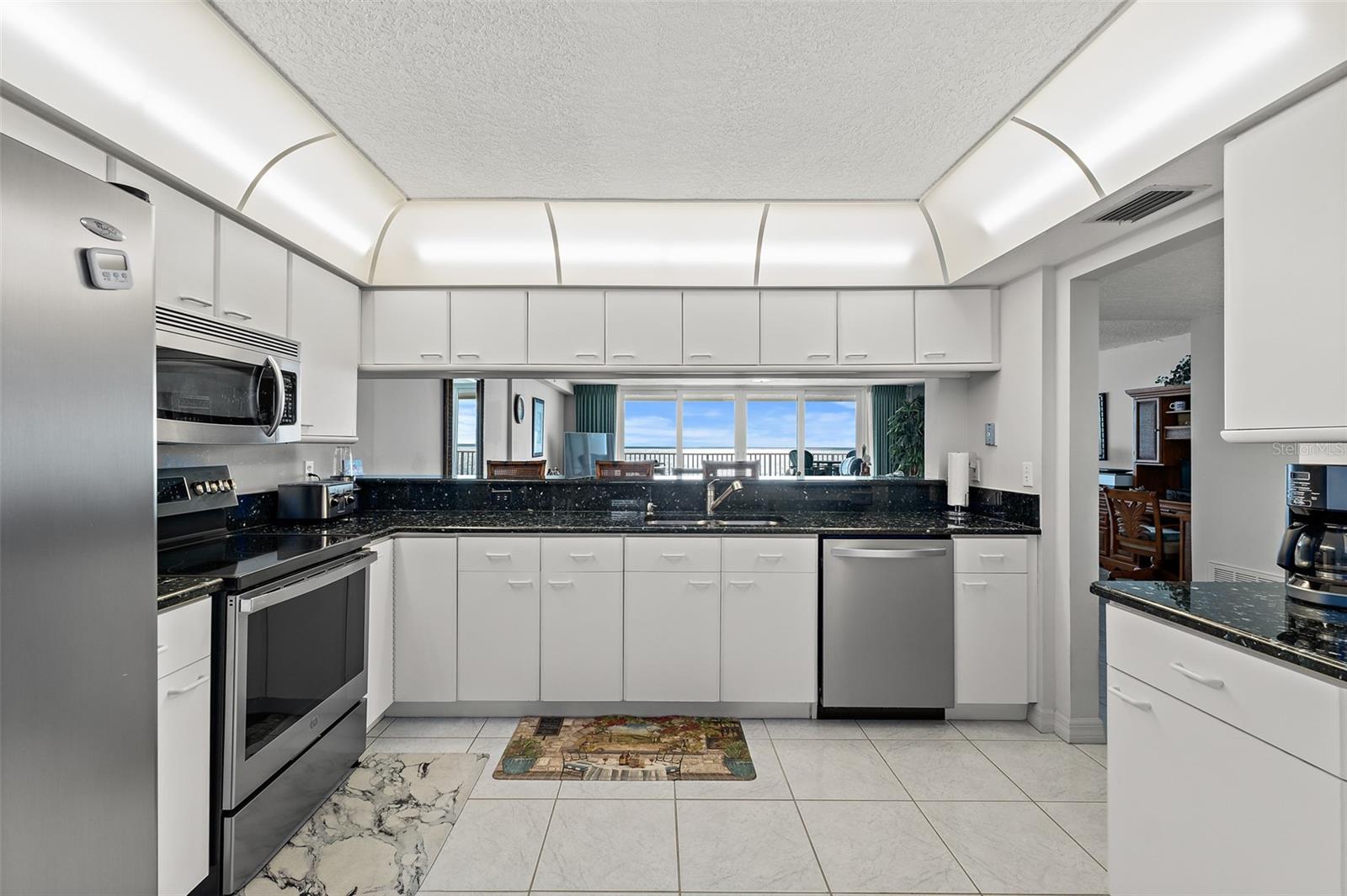 MAJESTIC SEAS CONDO - Residential
