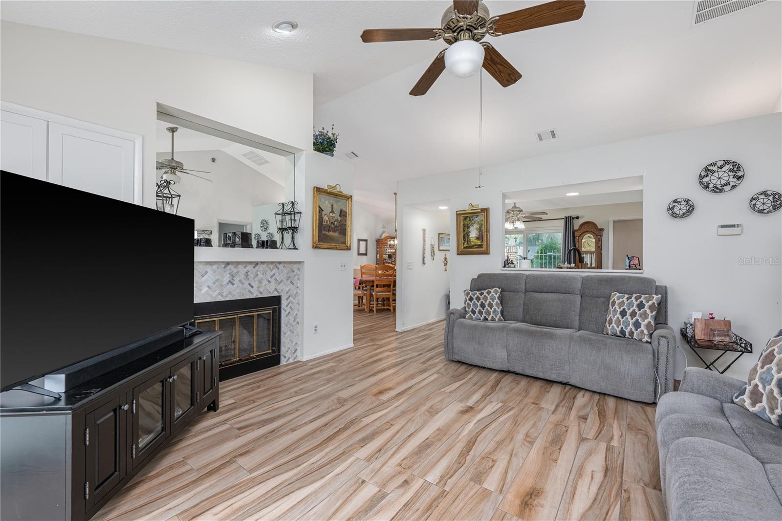 TIBERON HILLS PH 3 - Residential