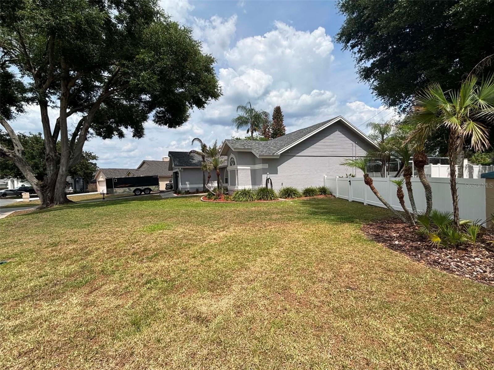 ISLAND WALK EAST - Residential