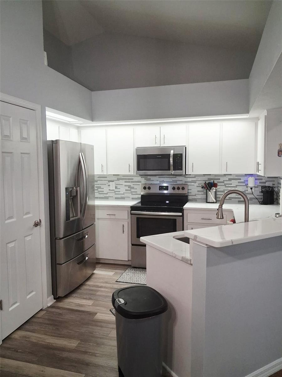 ISLAND WALK EAST - Residential