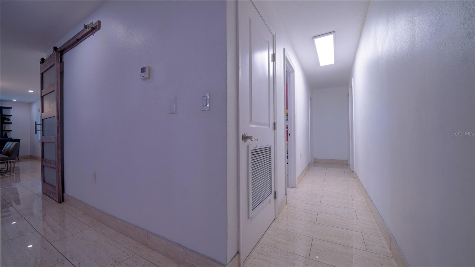 RUNNEYMEDE RANCHLANDS UNIT 1 - Residential