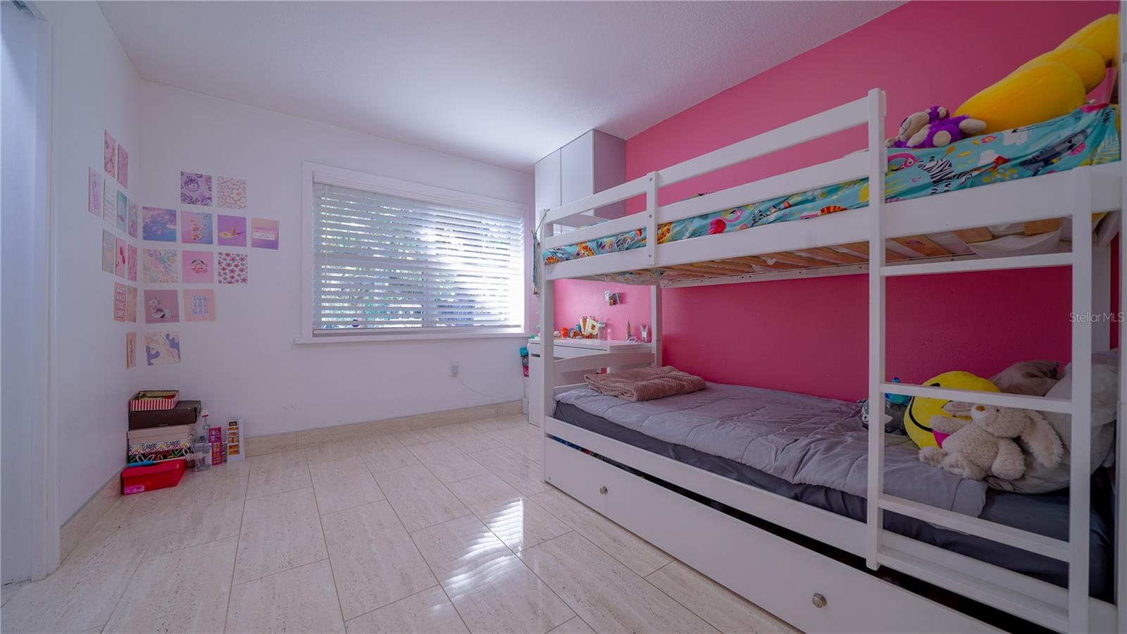 RUNNEYMEDE RANCHLANDS UNIT 1 - Residential