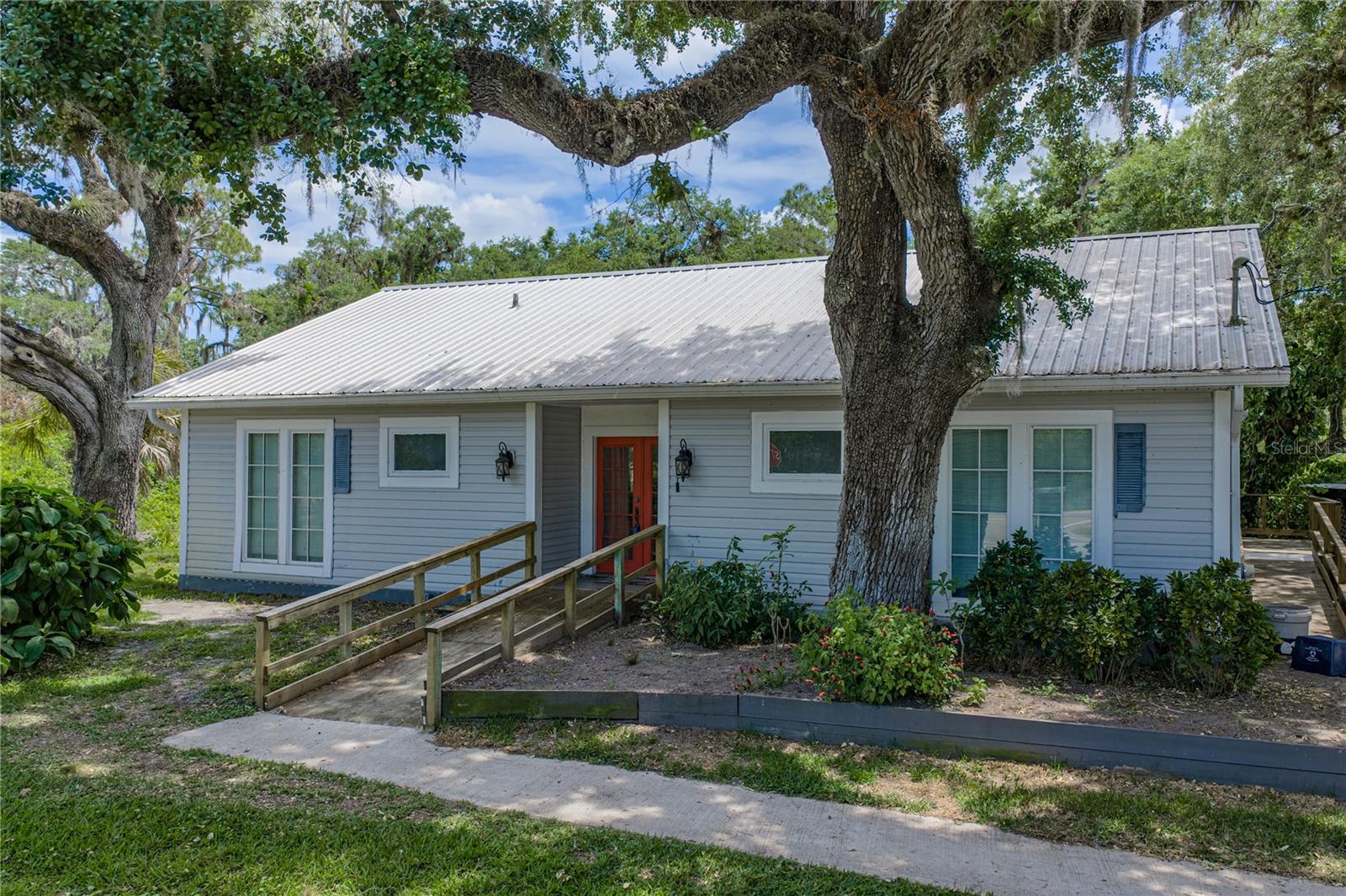 NOT IN SUBIDIVISION - Residential