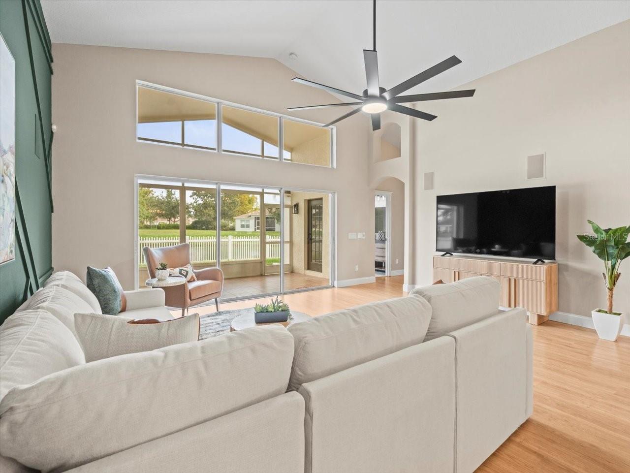 OAK CREEK PH 01 - Residential