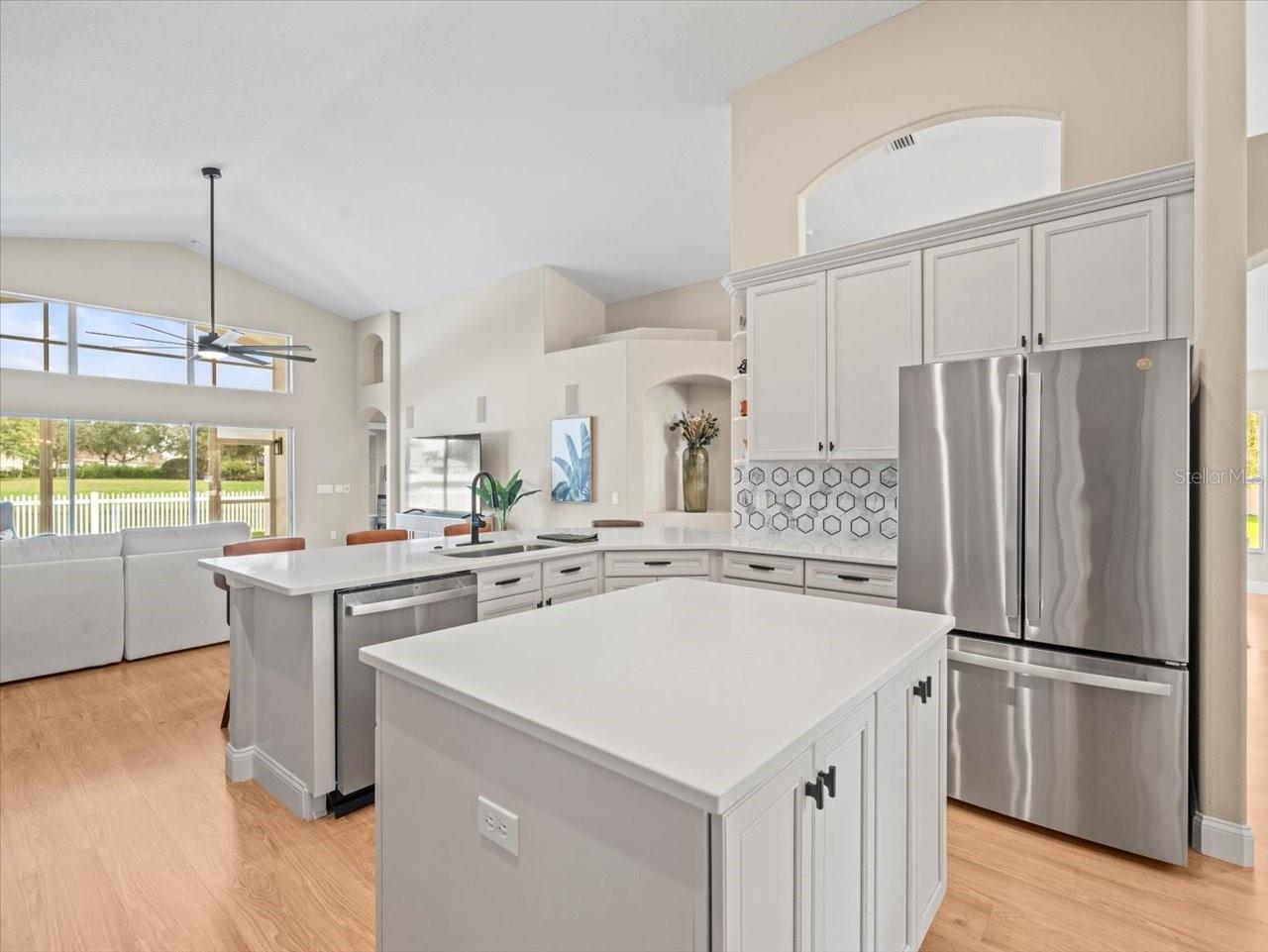 OAK CREEK PH 01 - Residential