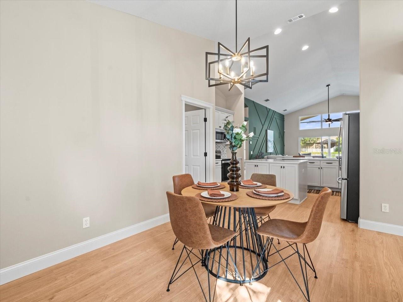 OAK CREEK PH 01 - Residential