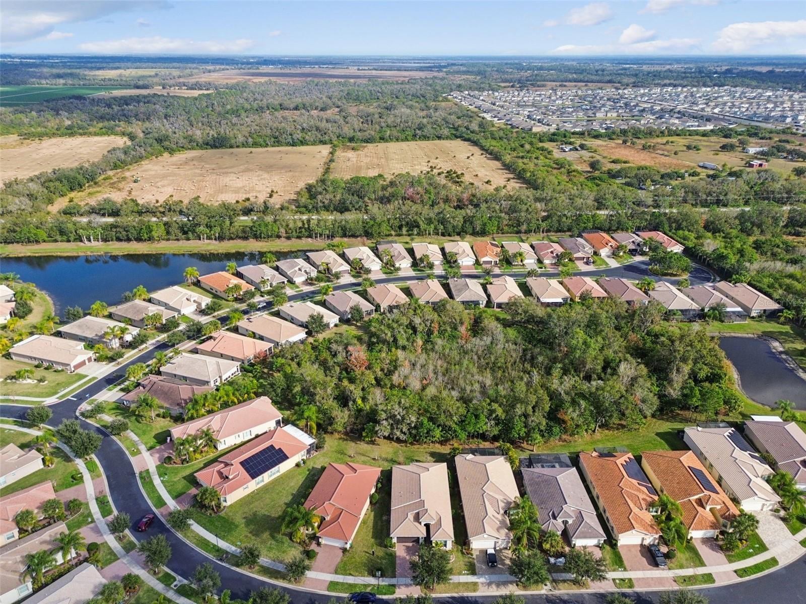 VALENCIA LAKES TR J PH 2 - Residential