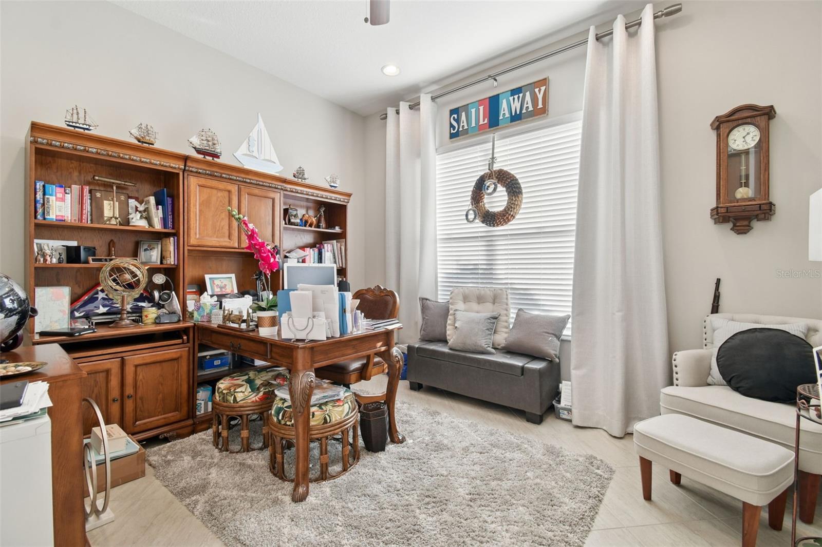 VALENCIA LAKES TR J PH 2 - Residential