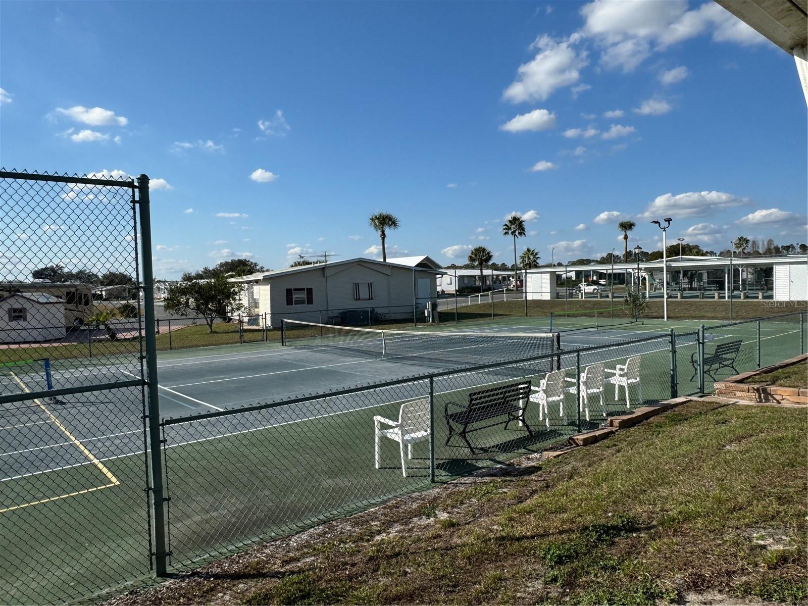 AMERICAN CONDOMINIUM PARKS-ZEPHYRHILLS - Residential
