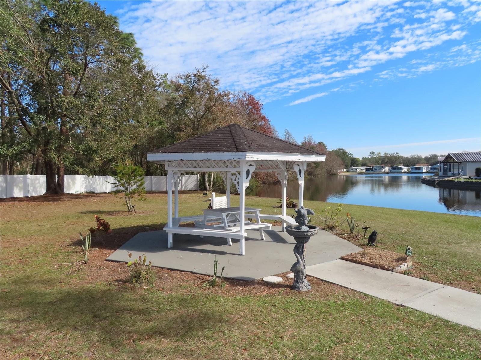 AMERICAN CONDOMINIUM PARKS-ZEPHYRHILLS - Residential