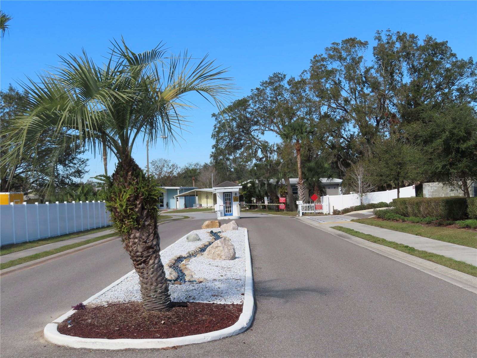 AMERICAN CONDOMINIUM PARKS-ZEPHYRHILLS - Residential
