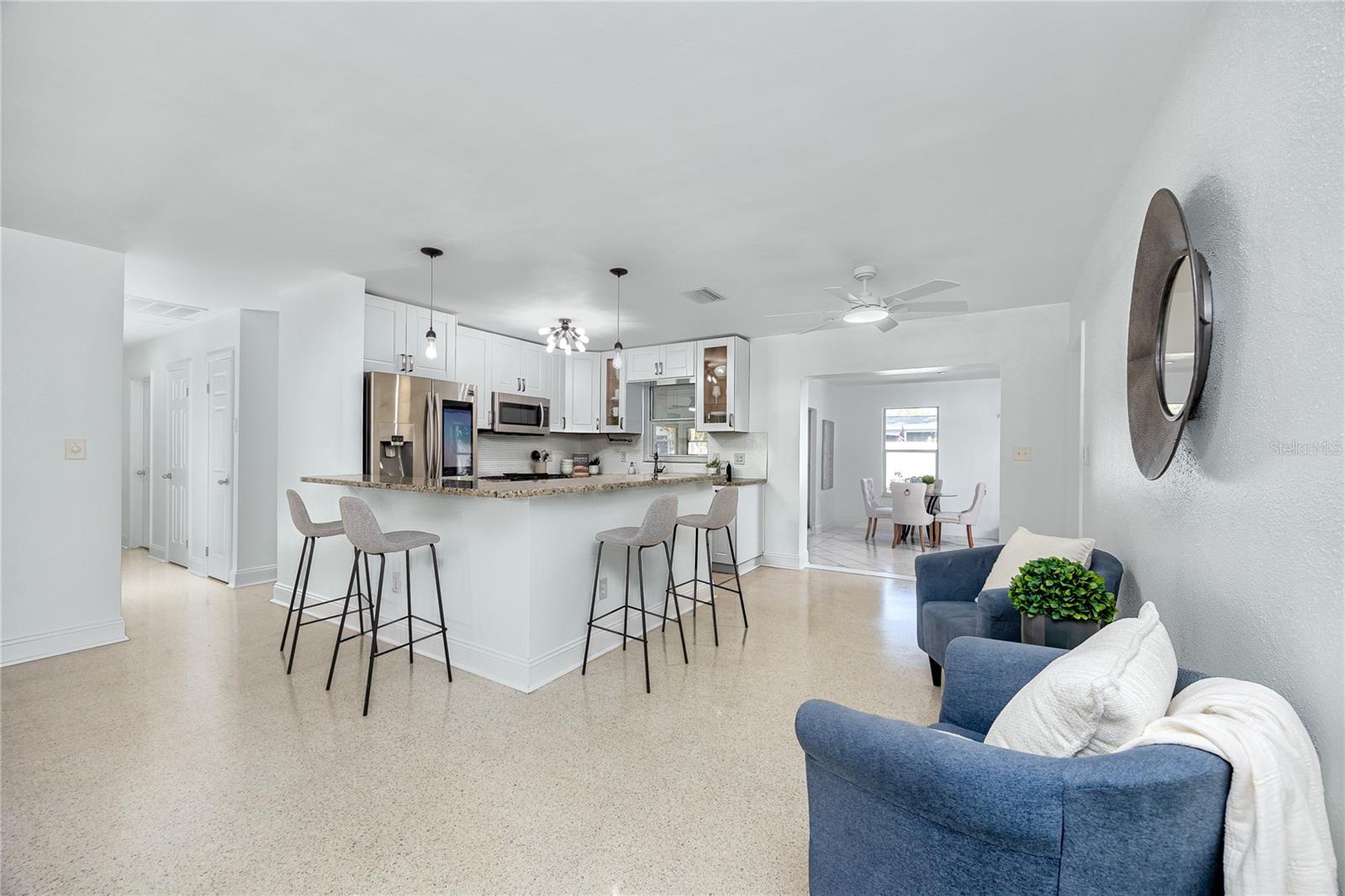 MEADOW LAWN 15TH ADD - Residential