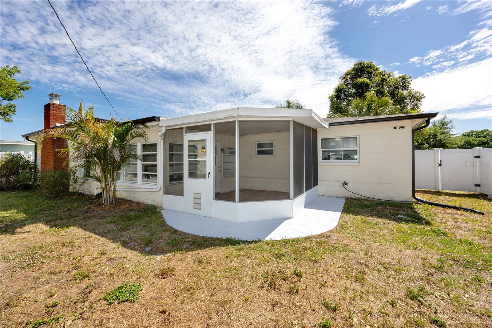 MEADOW LAWN 15TH ADD - Residential