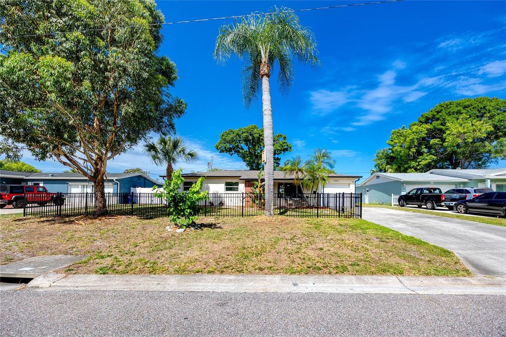 Photo of 6482 20th Street N, St Petersburg, FL 33702 (MLS # TB8501222)