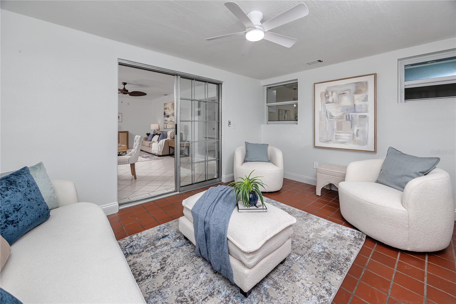 MEADOW LAWN 15TH ADD - Residential