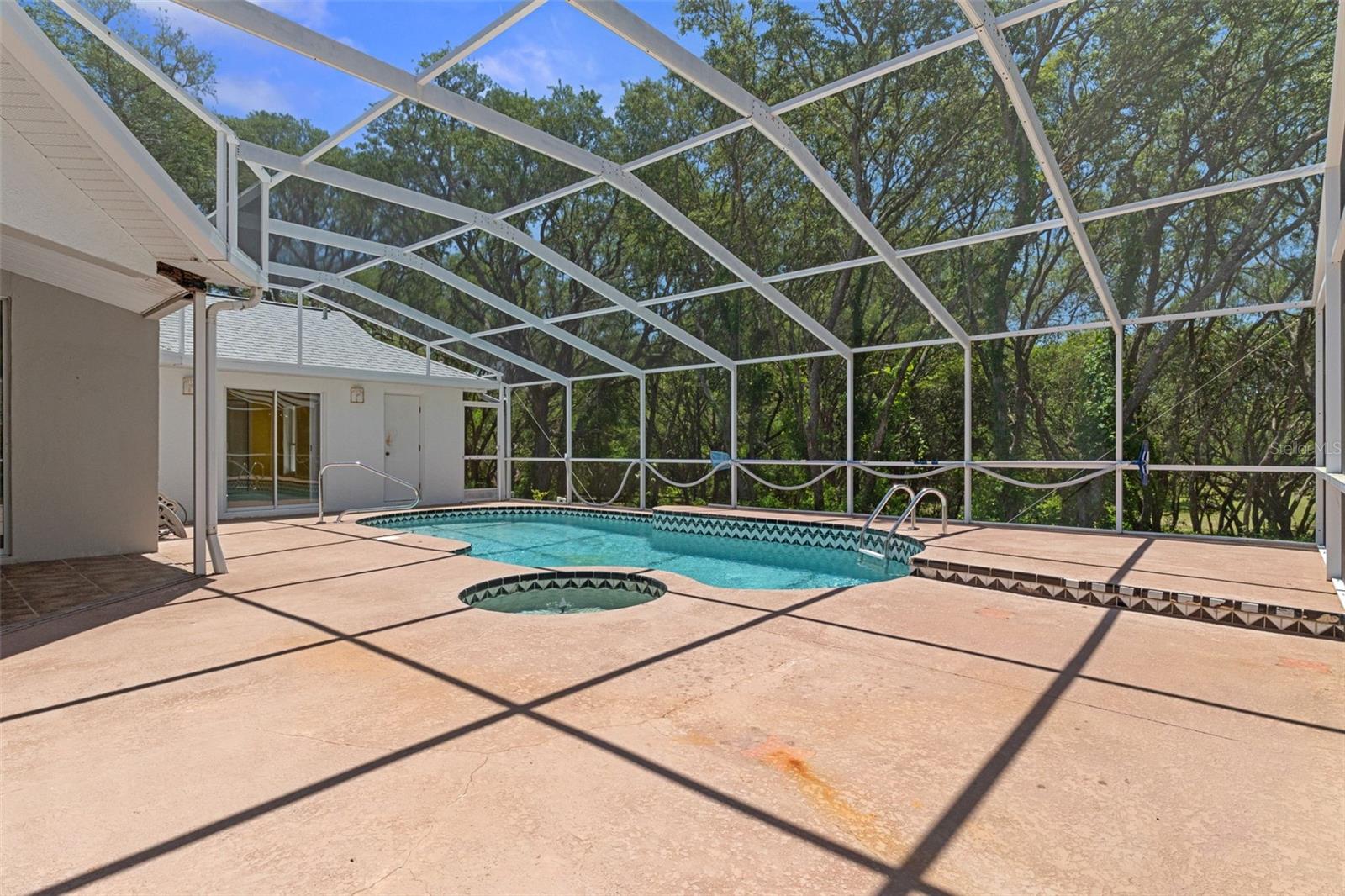 FAIRVIEW ESTATES - Residential