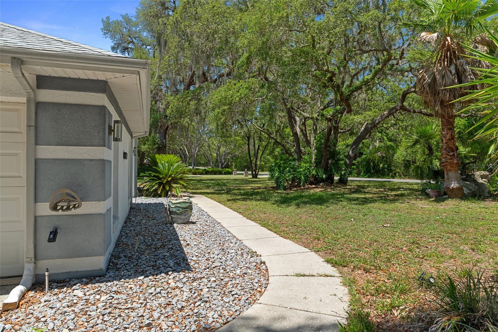 FAIRVIEW ESTATES - Residential