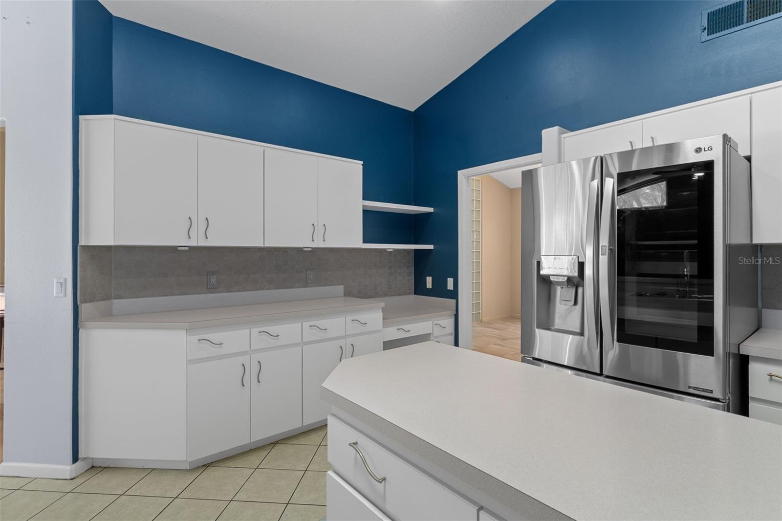 FAIRVIEW ESTATES - Residential