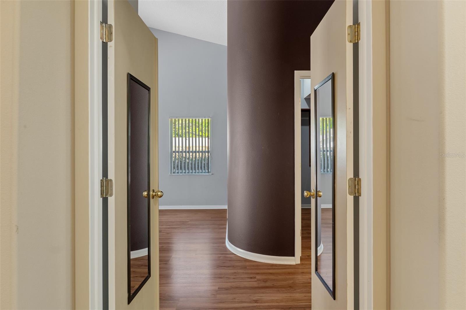 FAIRVIEW ESTATES - Residential