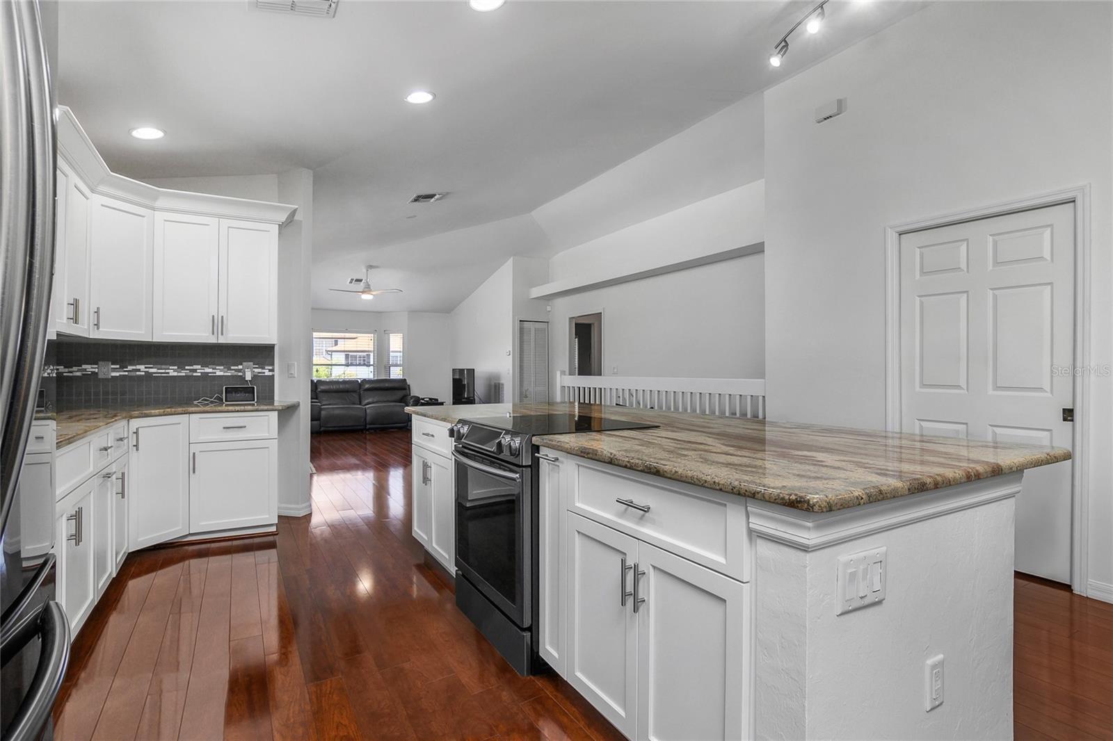 7749 VICTORIA COVE COURT