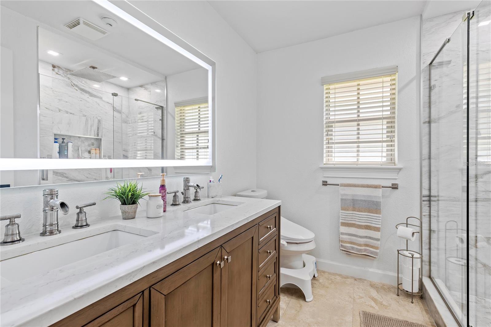 CHESTNUT HILL - Residential