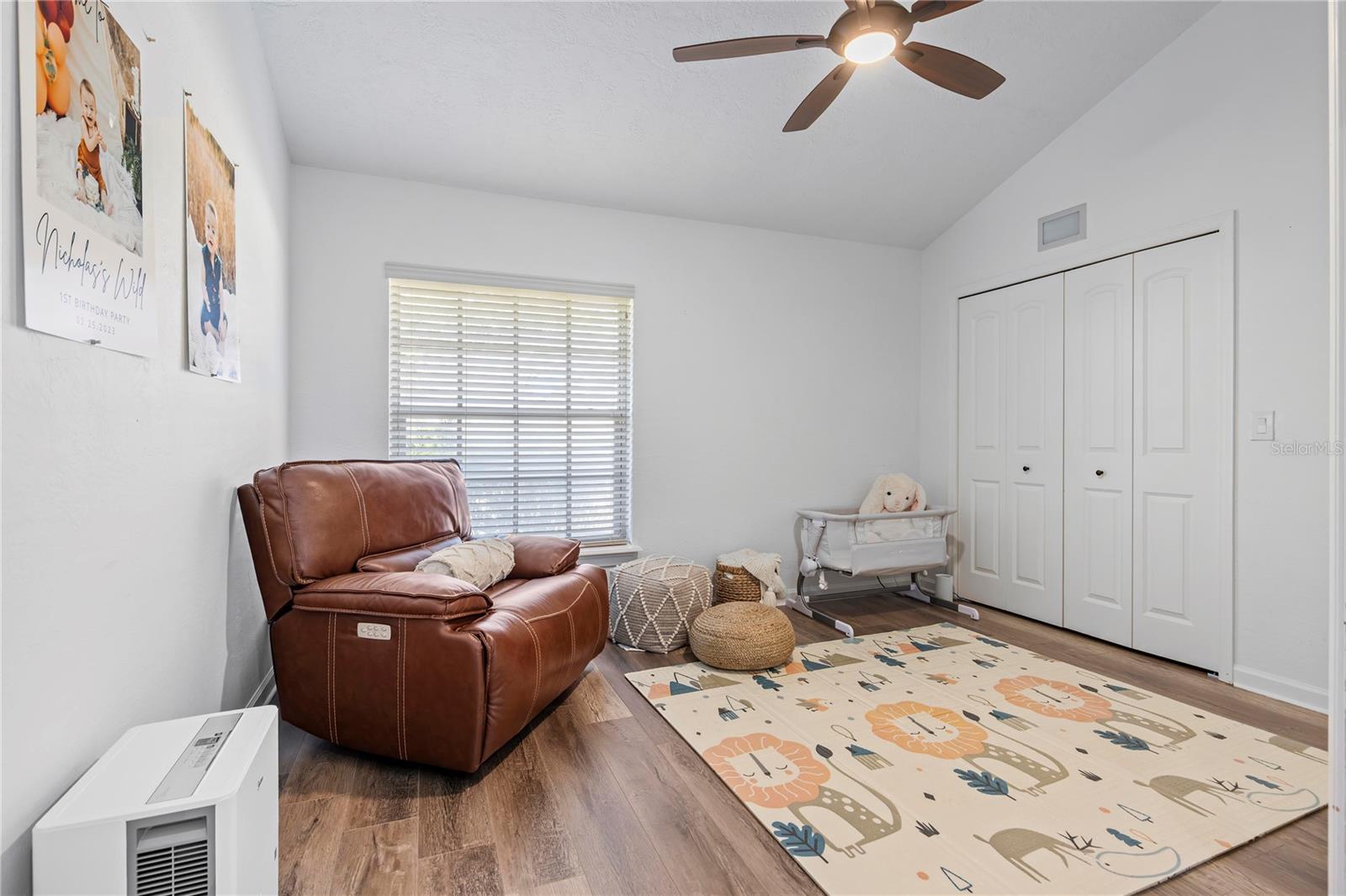 CHESTNUT HILL - Residential