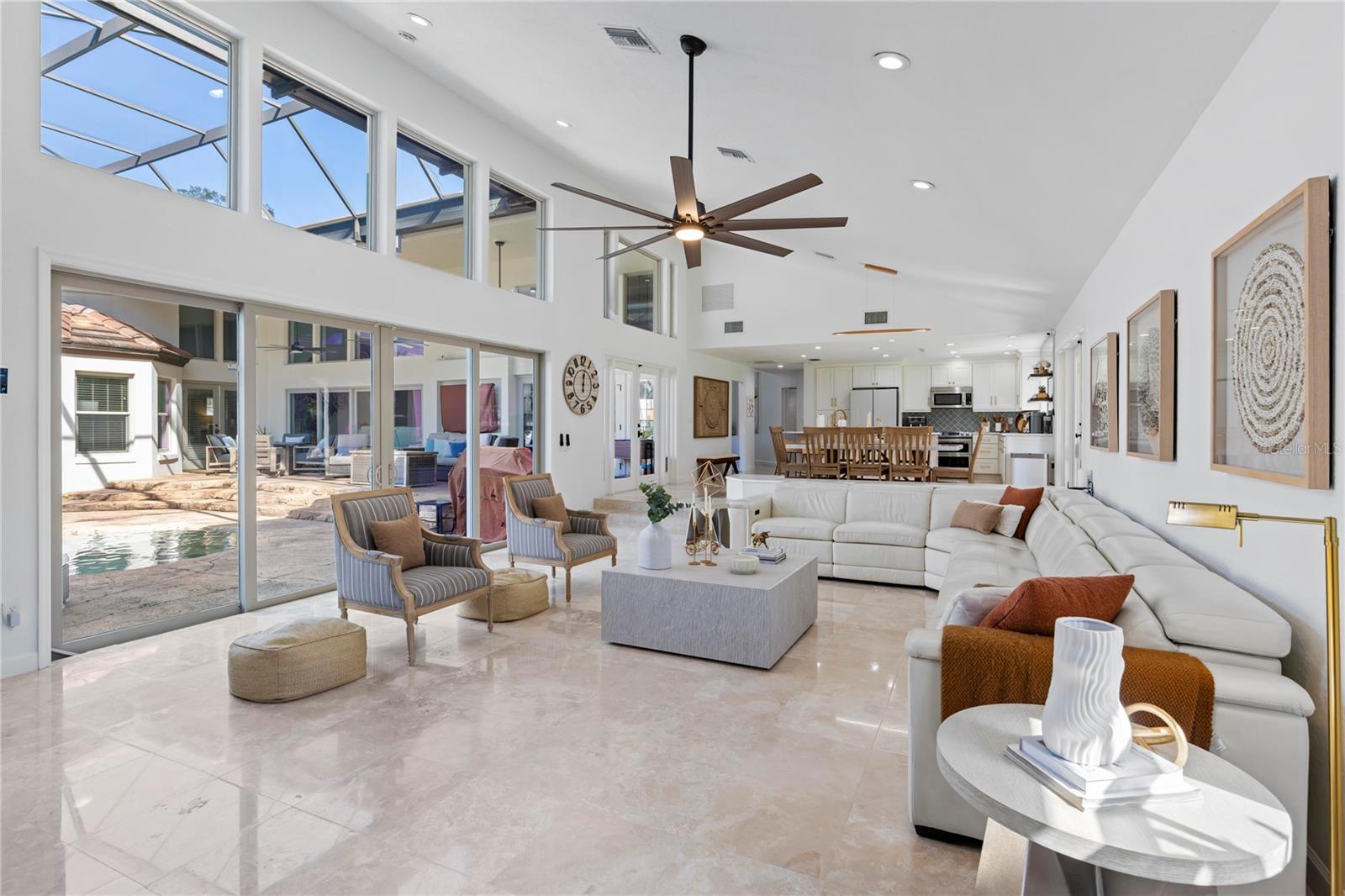 CHESTNUT HILL - Residential