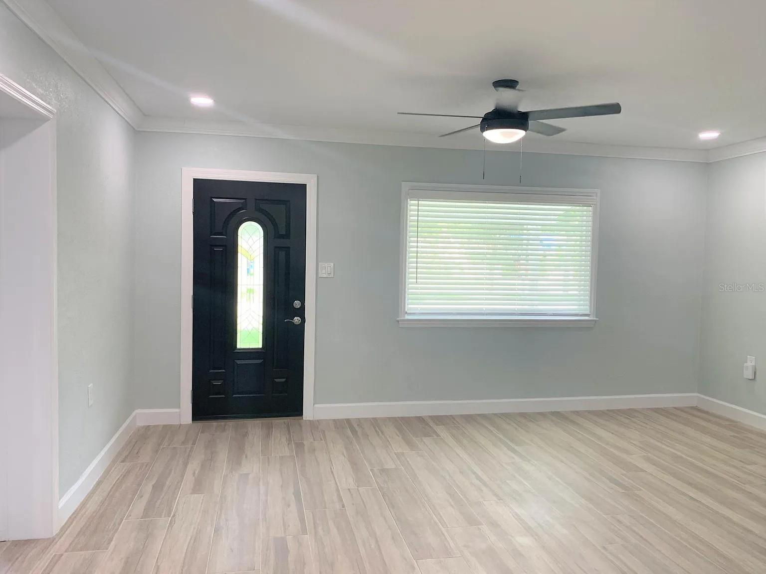 HARBOR OAKS - Residential Lease